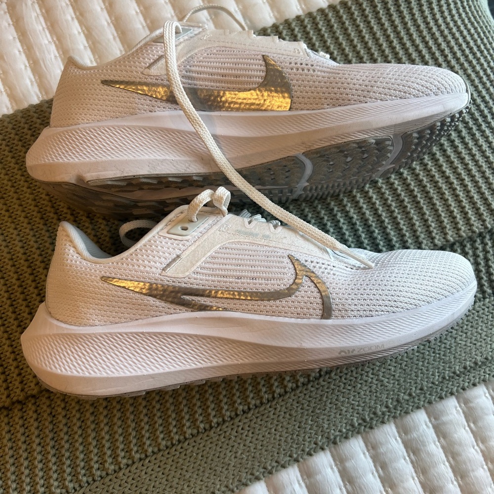 Womens Nike Air Zoom White Size 8.5 - Picture 2 of 9
